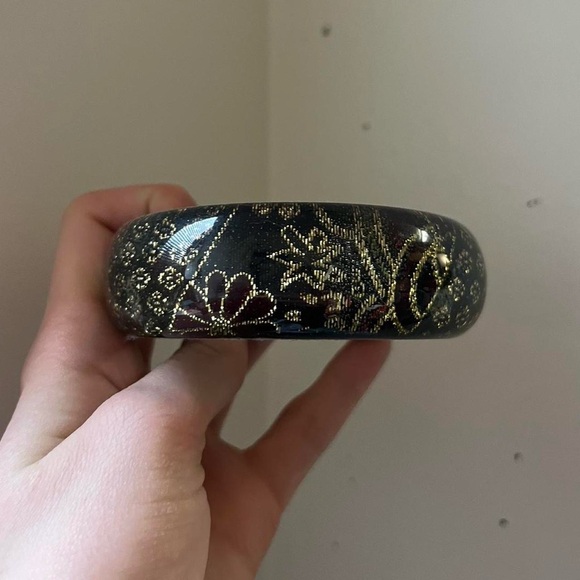 Funky Patterned Bangle - Picture 3 of 6